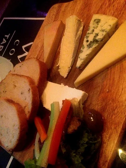 チーズ盛り合わせ|浦野さん