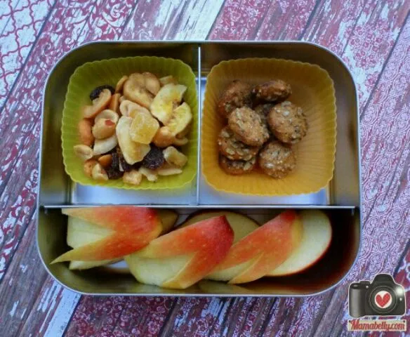 school snack bento|Nina | Mamabellyさん