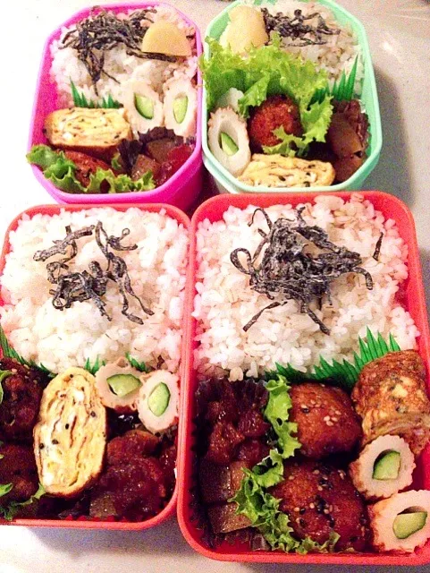 Snapdishの料理写真:おはようございます。今日の四人弁当|りんさん