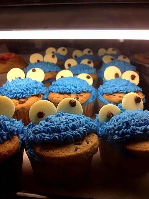 Cookie monster cupcakes|Melinda Millerさん