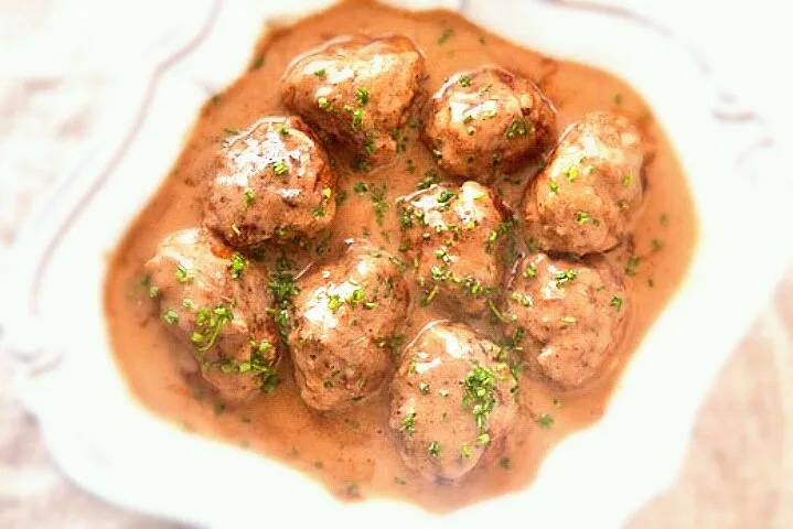 Snapdishの料理写真:Swedish Meatballs! ~ (^3~)|Azlina Ahmadさん