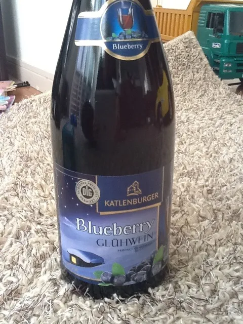 Blueberry Glühwein|Kirsten Adachiさん