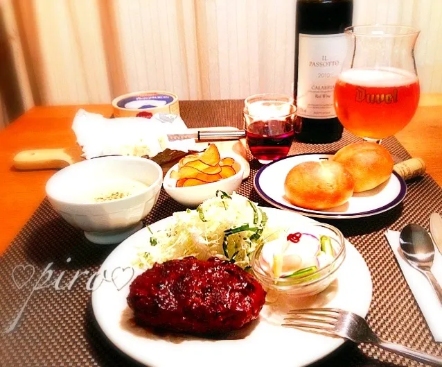 🐄ビーフハンバーグ 手作りパン さつまいもチップス コーンスープ 🍺＆🍷 ブールチーズ Minced beef hamburger you have at home. Homemade bread. Corn soup. 🍺 & 🍷 blue cheese 
Sweet Potato Chips|ピロさん