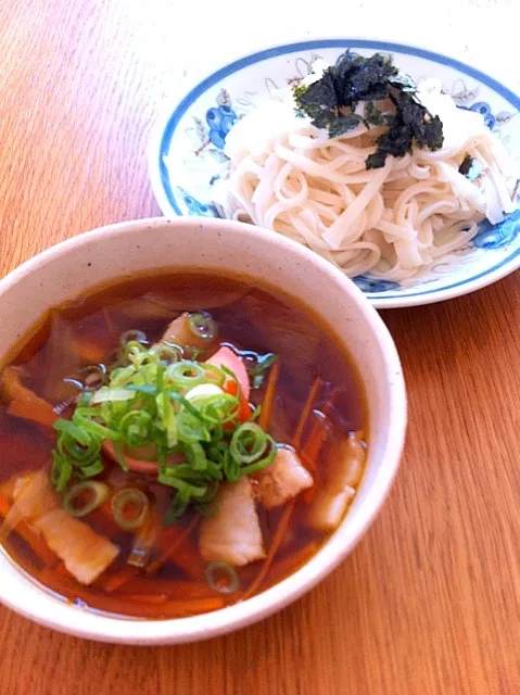 稲庭うどん  肉汁つけ麺|まつださんさん