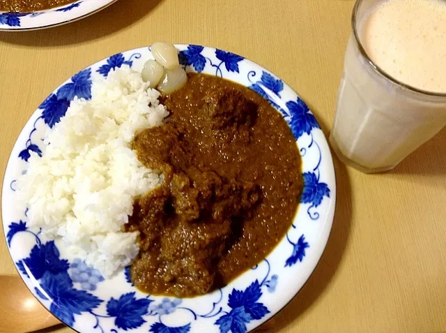 野菜のとろみ欧風ビーフカレー|でおでおさん