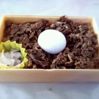 Snapdishの料理写真:島根牛みそ玉丼|しゅんたさん