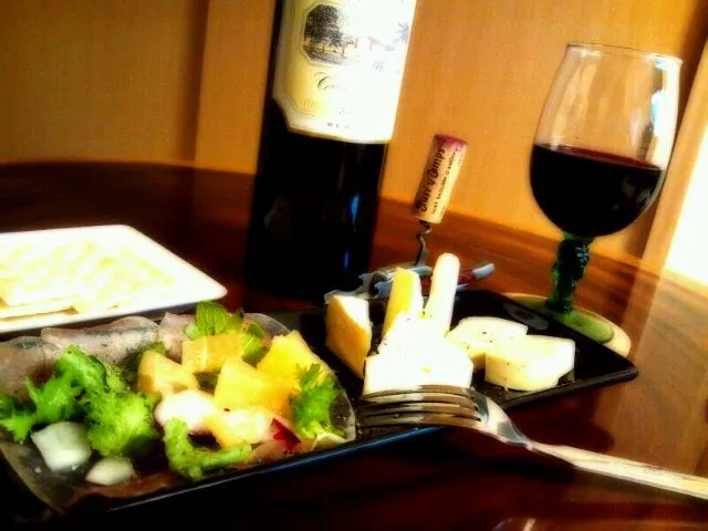 Snapdishの料理写真:Wine Break♪|goさん