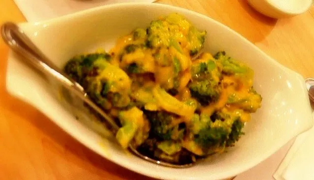 🍴BroccoLi and Cheese🍴|KyaNNさん