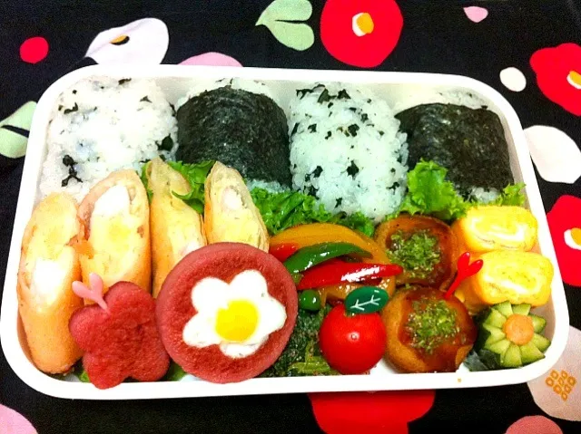 Snapdishの料理写真:今日の息子のお弁当2012/11/11|ミホさん