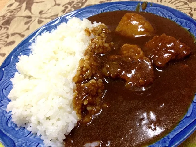 トロトロお肉とじゃがいものカレーライス|あかりさん