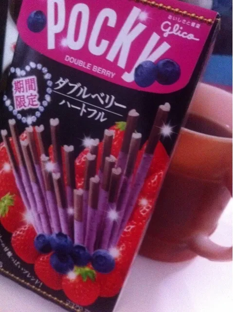 11/11 POCKYの日 ハートのポッキー見つけました♡|norma’sさん