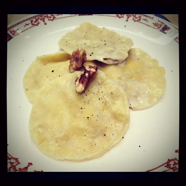 ravioli alle noci e gorgonzola|Qinさん