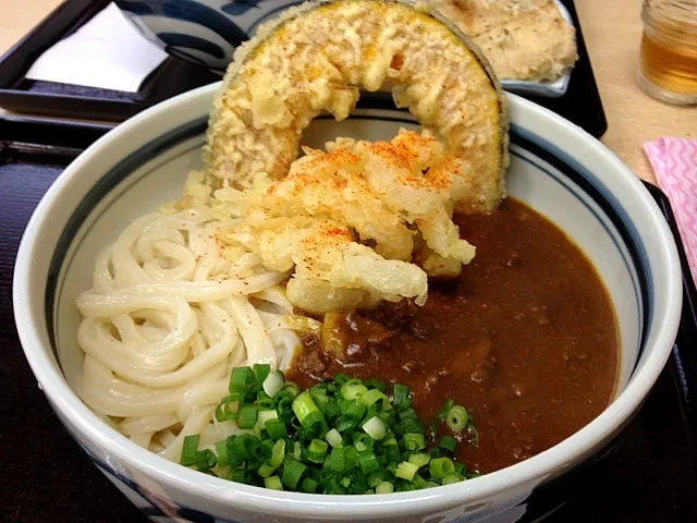 紅屋のキーマカレーうどん|ginhorieさん