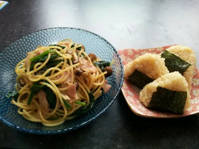 和風パスタと醤油マヨおにぎり|みーちょりさん