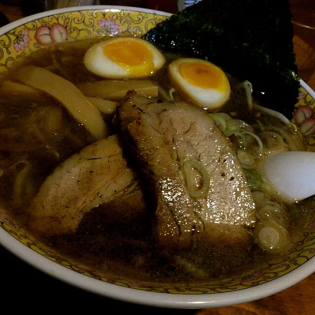 炙り醤油ラーメン|ひでぞーさん