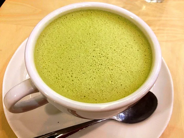 Snapdishの料理写真:Hot green tea latte^^|Watashiさん