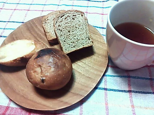 今日の朝ごはん♪表参道のデュヌ.ラルテ のパン|はんにゃたろうさん