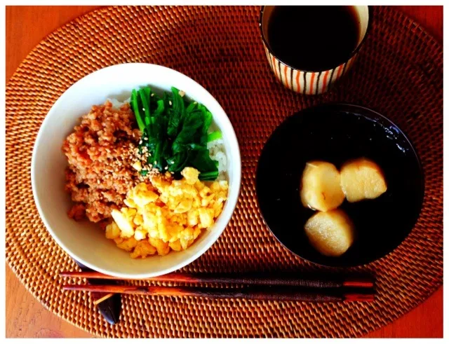 Snapdishの料理写真:3色丼|ごとうあきこさん