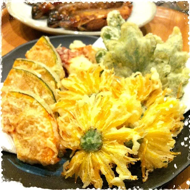 天ぷら、子持ち鮎の煮付、きゅうり塩麹和え、味噌汁|sakikoさん