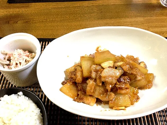 豚バラ肉と冬瓜の醤油麹炒め ゴボウサラダ|あゆみさん