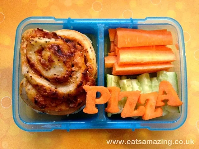 Homemade Pizza Whirl Bread Roll Bento with Veggies|Grace Hallさん