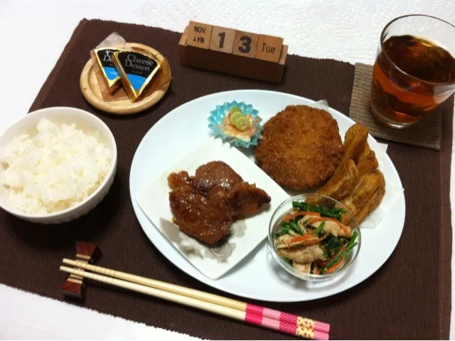 ☆ミンチカツ☆味噌豚☆ササミほうれん草胡麻和え☆ガーリックポテト☆一口冷奴|まりさん