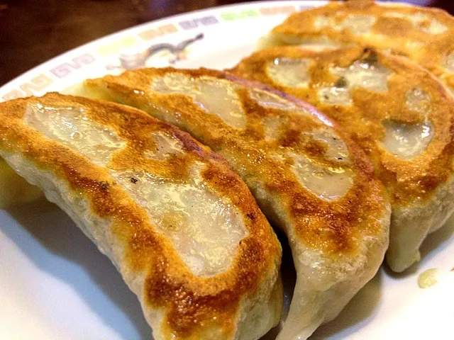 Snapdishの料理写真:Gyoza|Jhanineさん