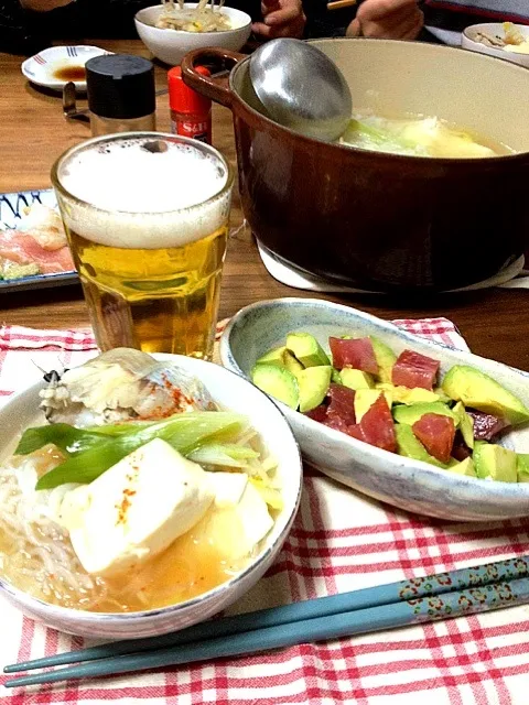 今夜はお鍋＆アボカドとまぐろ…で飲むで‼|ボモたんさん