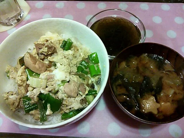 親子丼&もずく酢&キャベツ味噌汁|クラキティさん