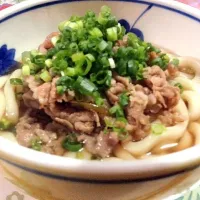 肉うどん（角煮の肉汁のリメイクCooking）|ここのさん