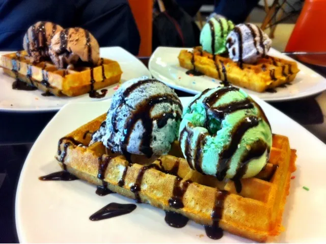 Waffles Ice Cream|Yappilyさん