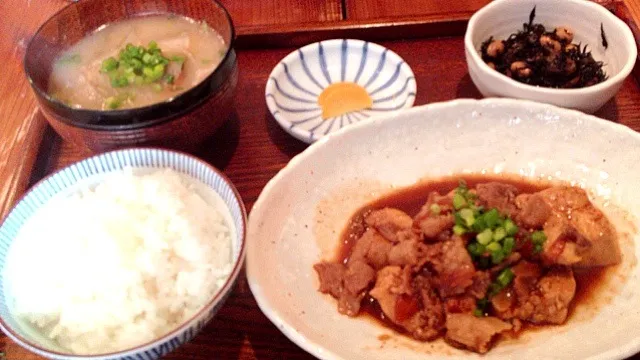 肉豆腐定食|あきさん