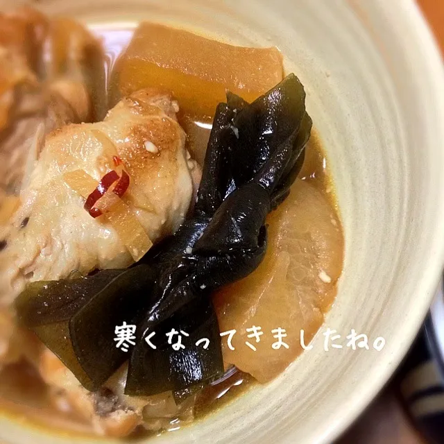 手羽元と大根、昆布の煮物|シーチキンさん