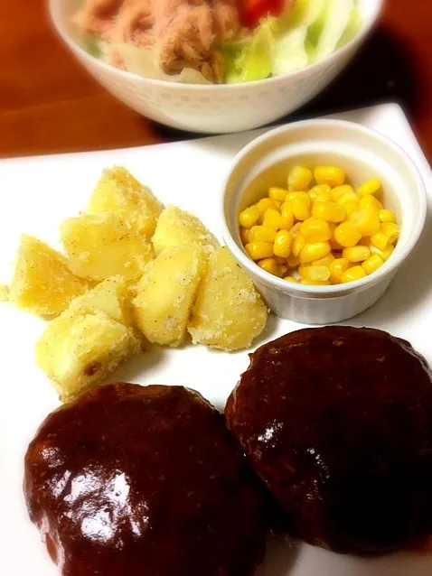 ハンバーグ|moさん