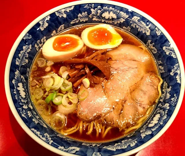 六本木ラーメン 醤油 味玉トッピング|ヒロさん