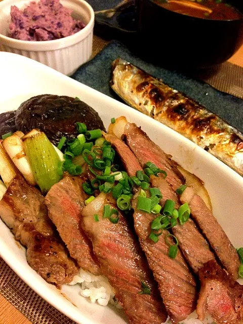 ステーキ丼で晩ご飯|eriさん