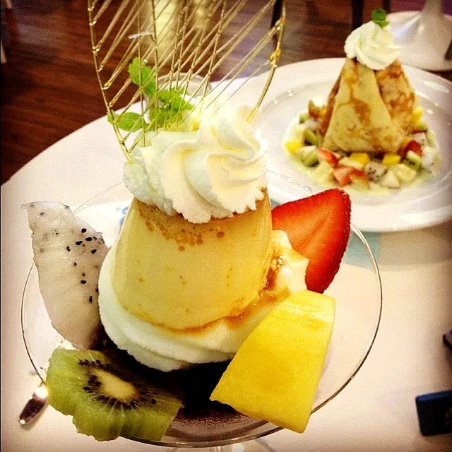 Pudding parfait and almonde|newさん