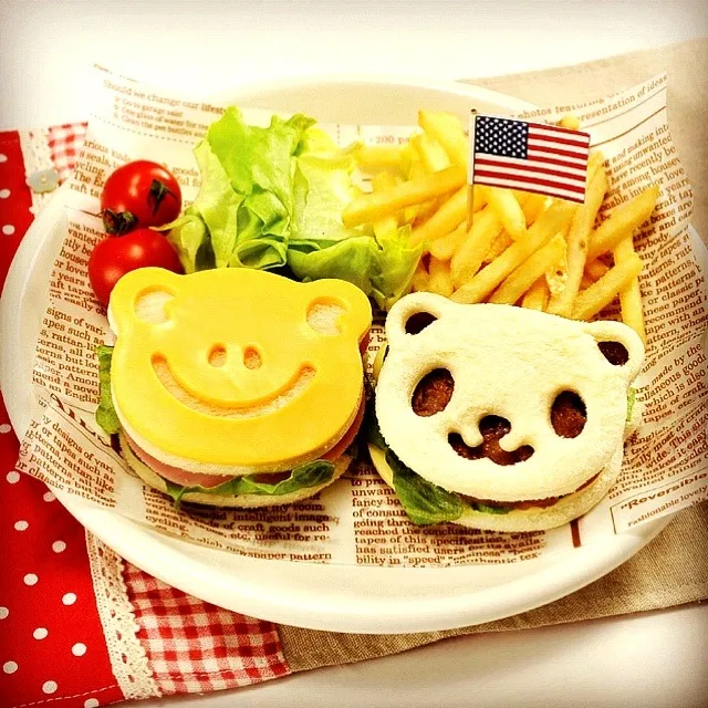 Panda burger and frog cheese sandwich by cutezcute|bentoUSA.comさん