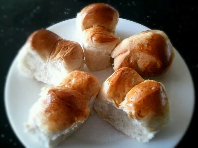 Flower Bread|Angelo Alfanta Genellaさん