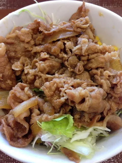 牛丼ライト 280kcal 330円|Shigechika AIKAWAさん