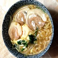 Snapdishの料理写真:醤油ラーメン|柴崎將太さん