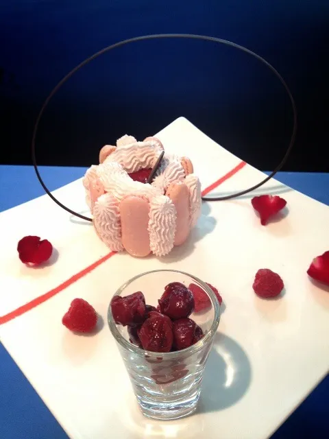 Vacherin Griotte Vanille/ Cherry sorbet and vanilla ice cream cake|Prae~*さん