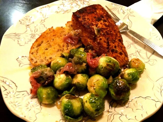 Ahi & Brussels sprouts|vanessa volpicelliさん