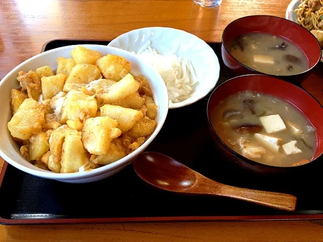 ポテト丼|Shigeru Yasushitaさん