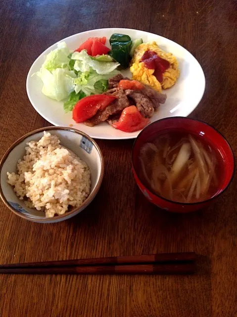 牛肉とトマトの炒め物といろいろ|平林明美さん