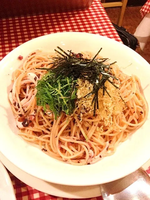 Snapdishの料理写真:しそ梅といかのパスタ|やえさん