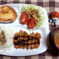 Snapdishの料理写真:とんかつ定食☆|ぴこあいこさん