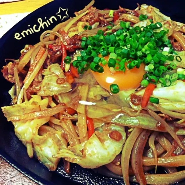 Snapdishの料理写真:焼うどん✩|emiﾟ+｡:.ﾟஐ♡さん