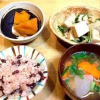 赤飯、高野豆腐の煮物、南瓜の甘煮|きじ きよこさん