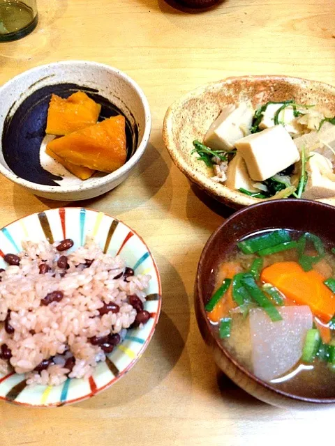 赤飯、高野豆腐の煮物、南瓜の甘煮|きじ きよこさん